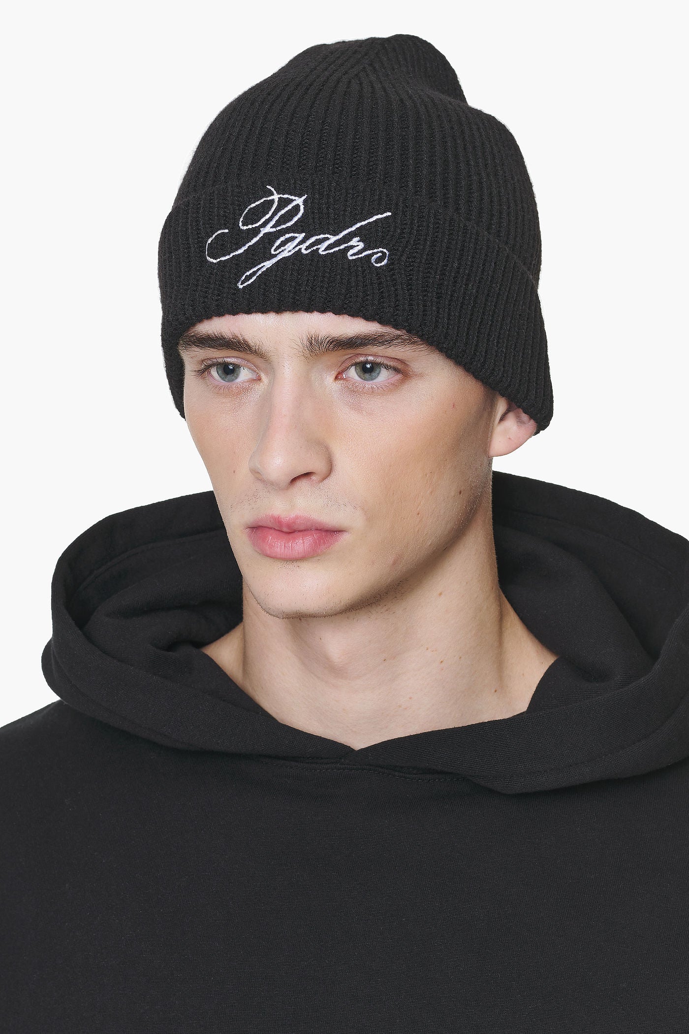 Pegador Zupra Beanie Onyx Black Hauptansicht aus der Built to Last Kollektion für Herren