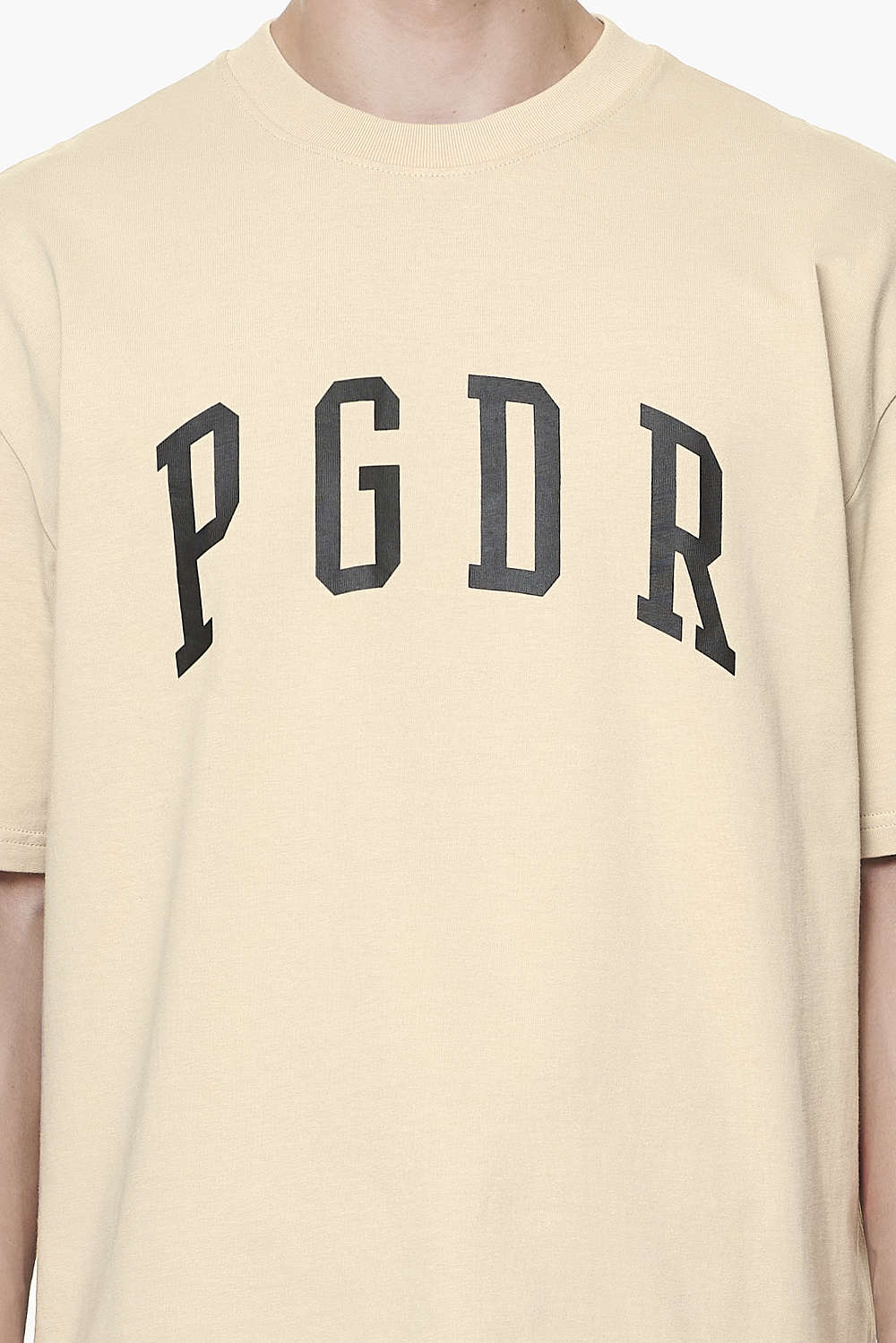 Pegador Layton Oversized Tee Vintage Washed Kingdom Beige Detailshot aus der Built to Last Kollektion für Herren