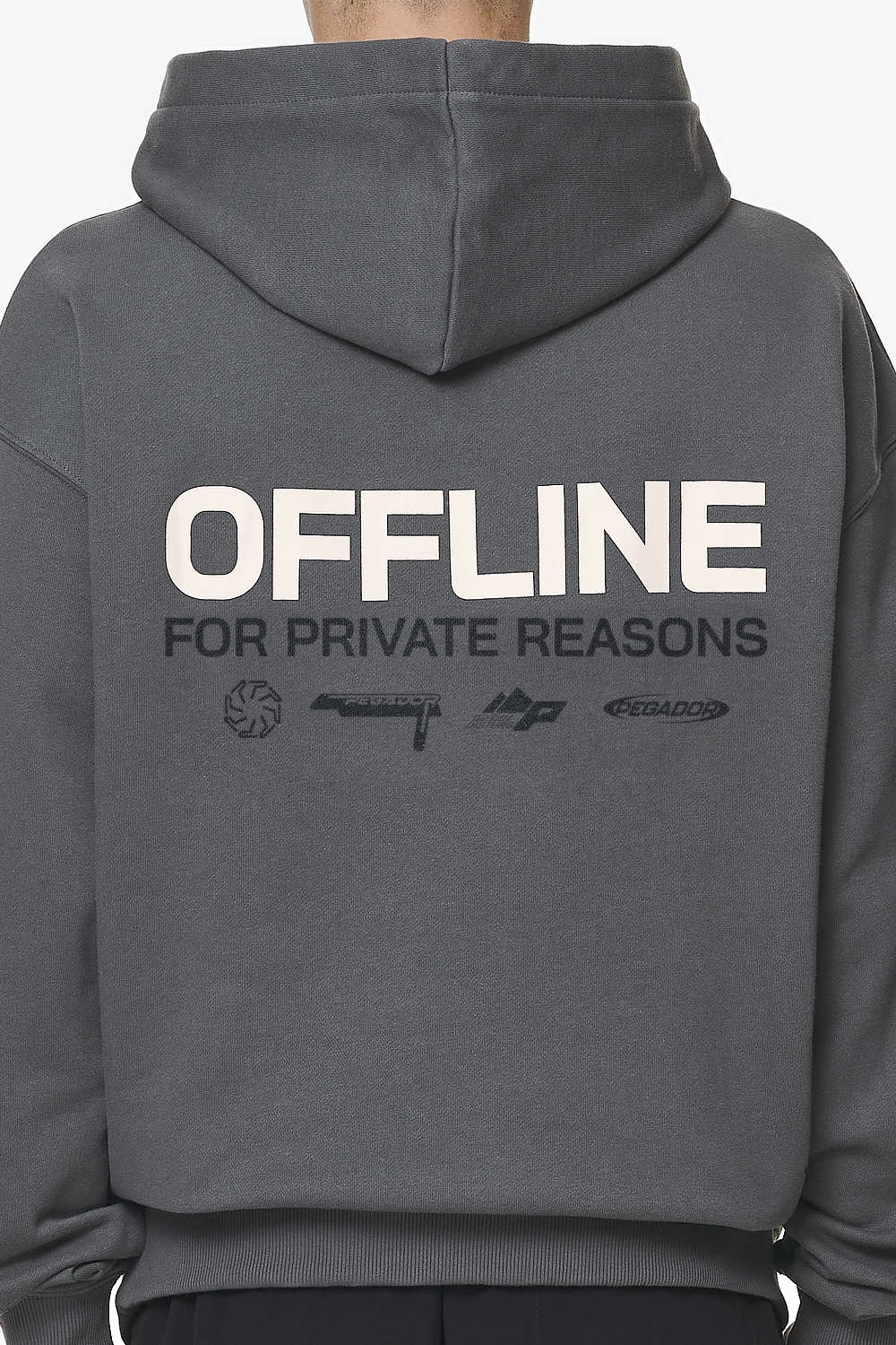 Pegador Furber Oversized Hoodie Washed Volcano Grey Detailshot aus der Do not Disturb Kollektion für Herren