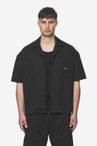 Pegador Wyton Structured Summer Shirt Black Hauptansicht aus der Next Wave Kollektion für Herren