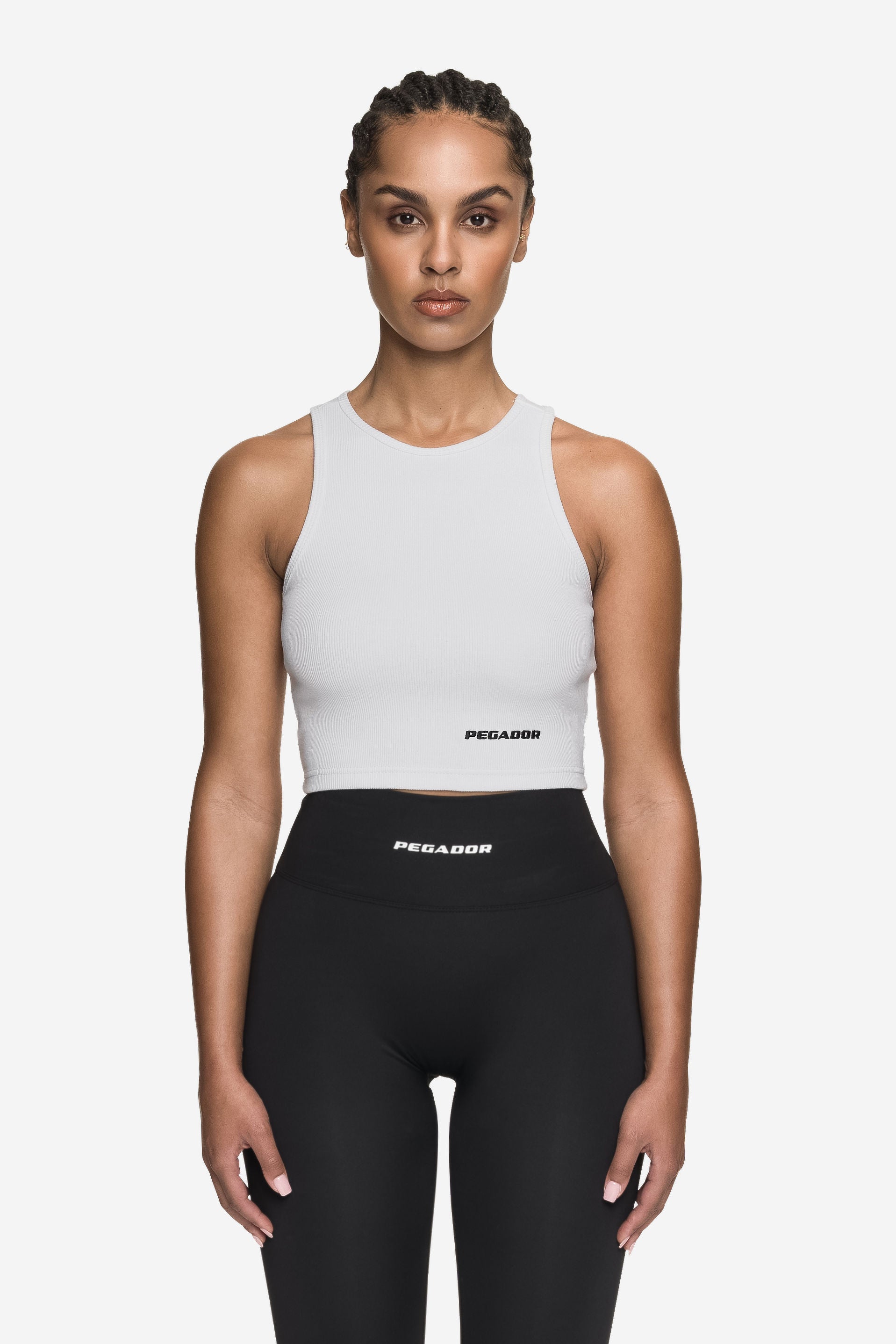 Pegador Ayla Crop Top White Black Hauptansicht aus der Next Wave Kollektion für DaHerren