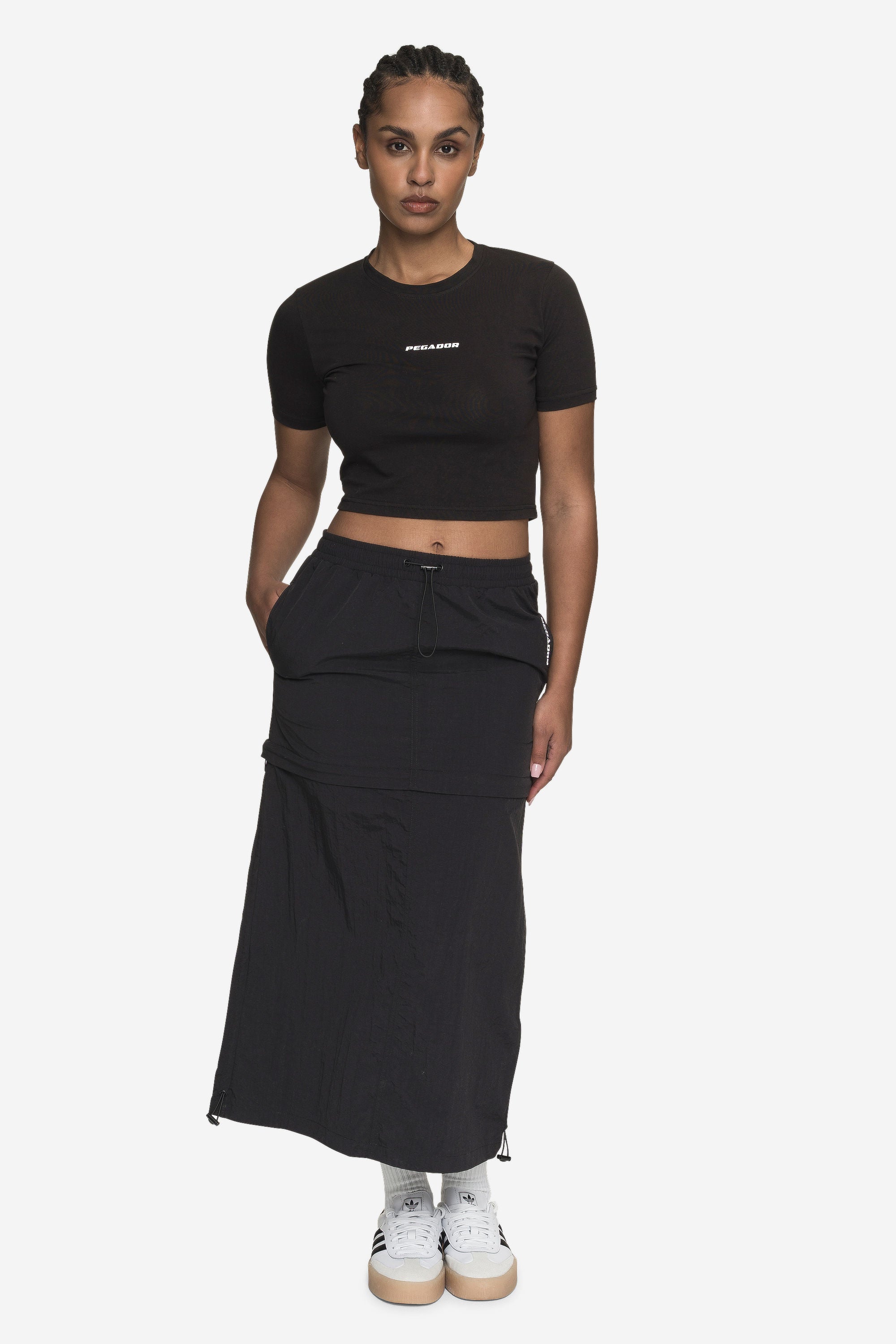 Pegador Delia 2-In-1 Parachute Skirt Black Ganzkörper Bild aus der Next Wave Kollektion für DaHerren