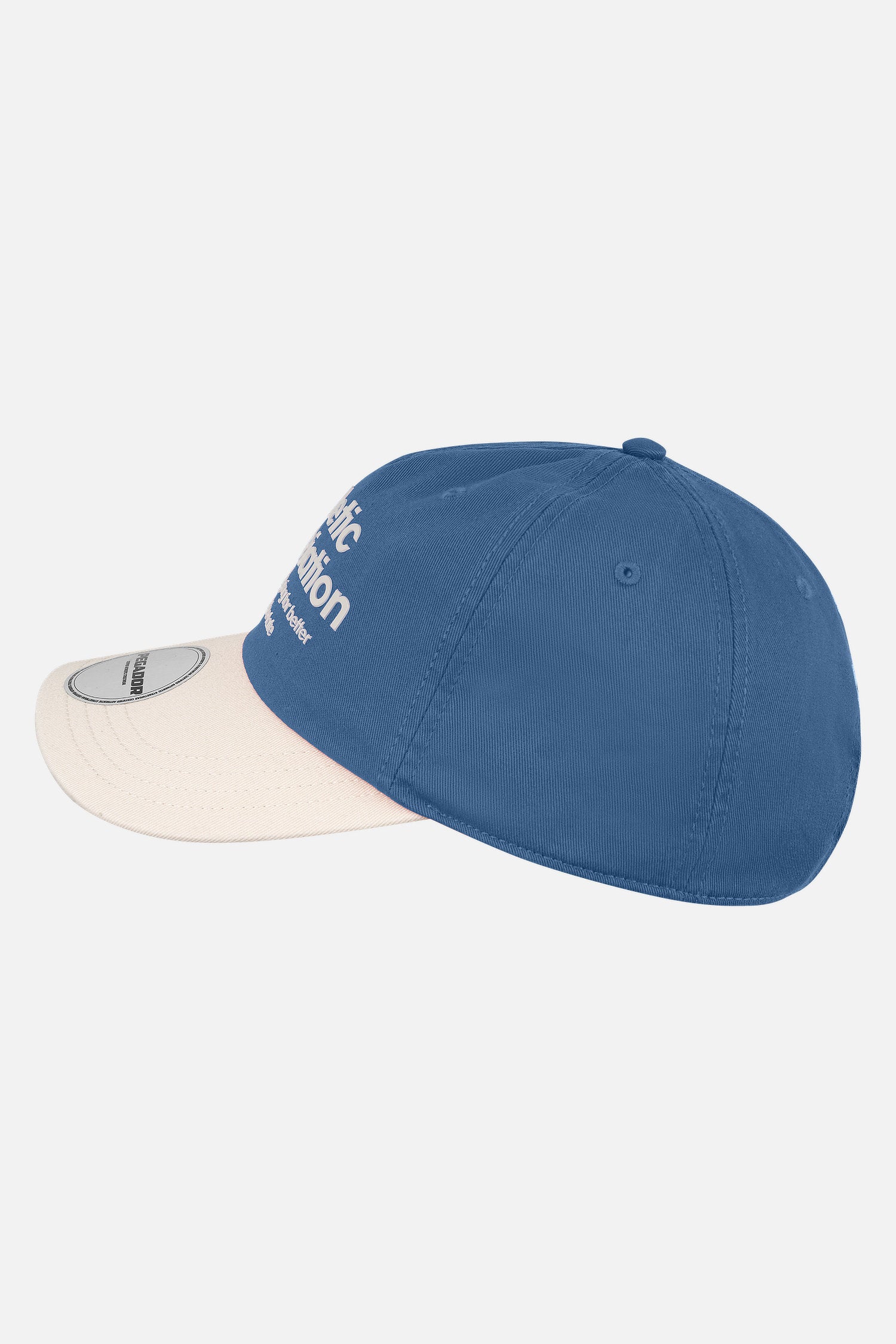 Pegador Alchar Baseball Cap Retro Blue Desert Sand Ganzkörper Bild aus der Never Too Late Kollektion für Herren