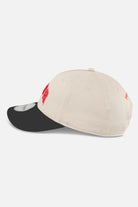 Pegador Carlo Baseball Cap Desert Sand Black Ganzkörper Bild aus der Never Too Late Kollektion für Herren