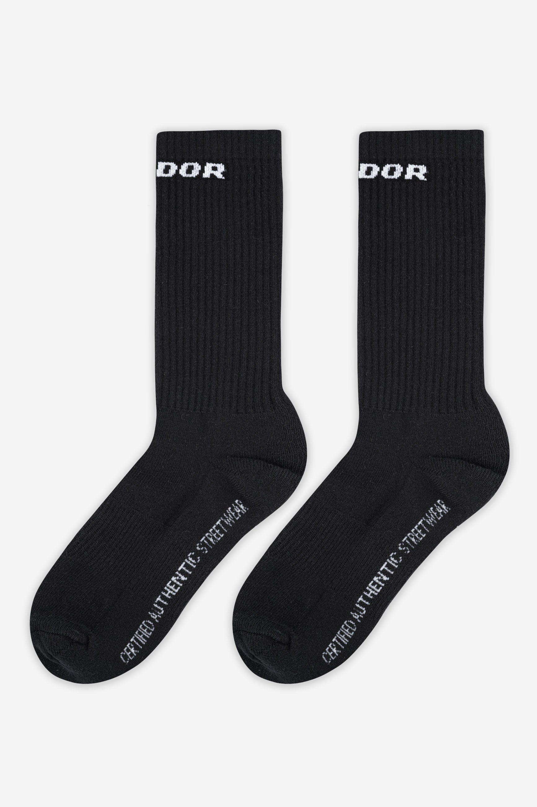 Pegador Certified Logo Socks Black White Ganzkörper Bild aus der Never Too Late Kollektion für Herren