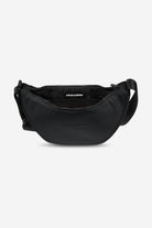 Pegador Sycamore Logo Nylon Shoulder Bag Black Detailshot aus der Next Wave Kollektion für Herren