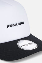 Pegador Logo Baseball Trucker Cap White Black Gegenansicht aus der Never Too Late Kollektion für Herren