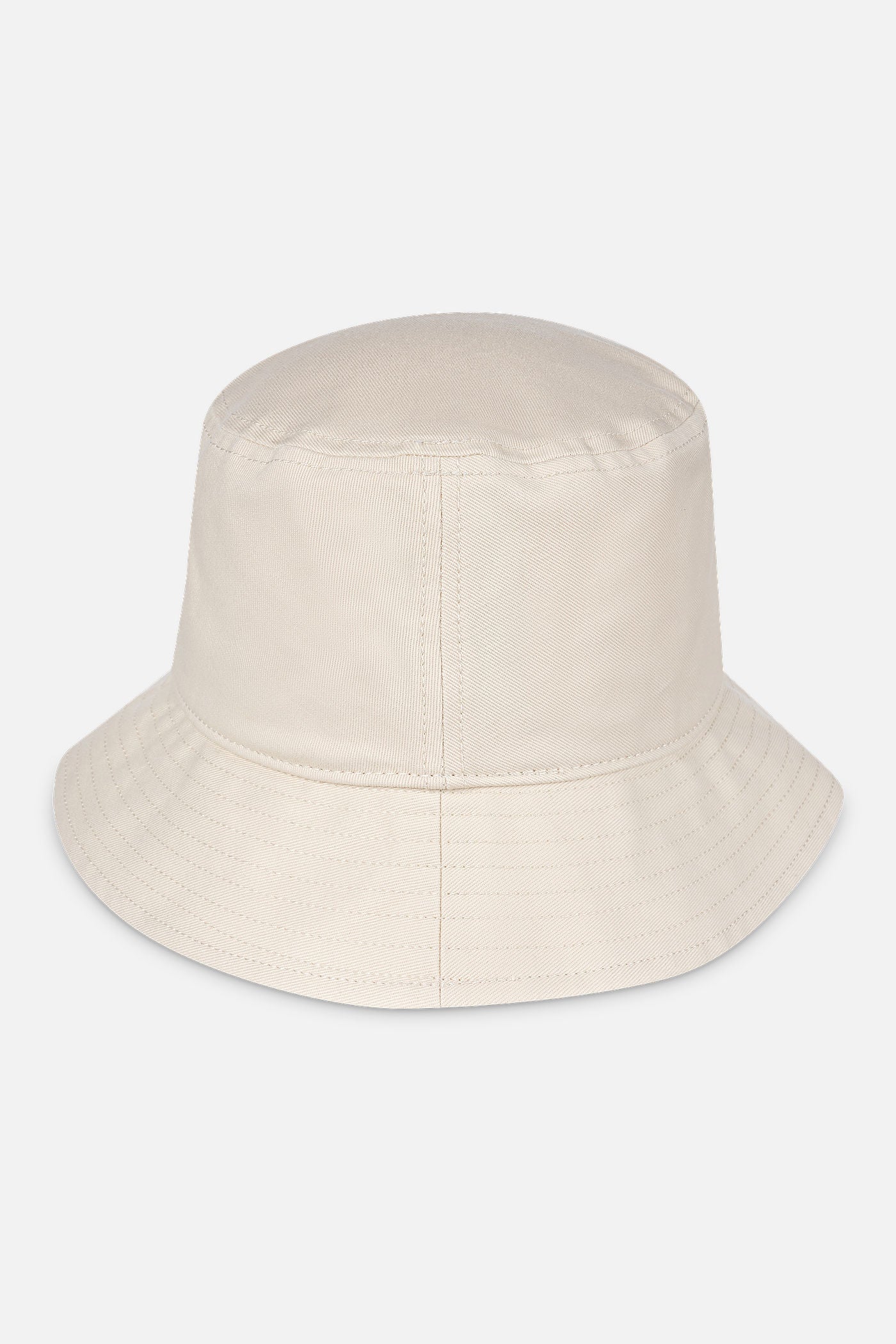 Pegador Logo Bucket Hat Desert Sand White Ganzkörper Bild aus der Never Too Late Kollektion für Herren