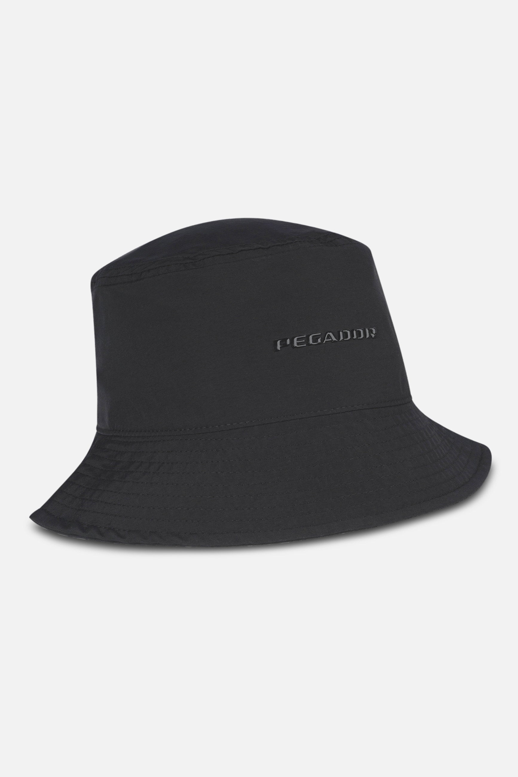 Pegador Logo Nylon Bucket Hat Black Hauptansicht aus der Never Too Late Kollektion für Herren