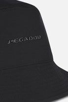 Pegador Logo Nylon Bucket Hat Black Seitenansicht aus der Never Too Late Kollektion für Herren