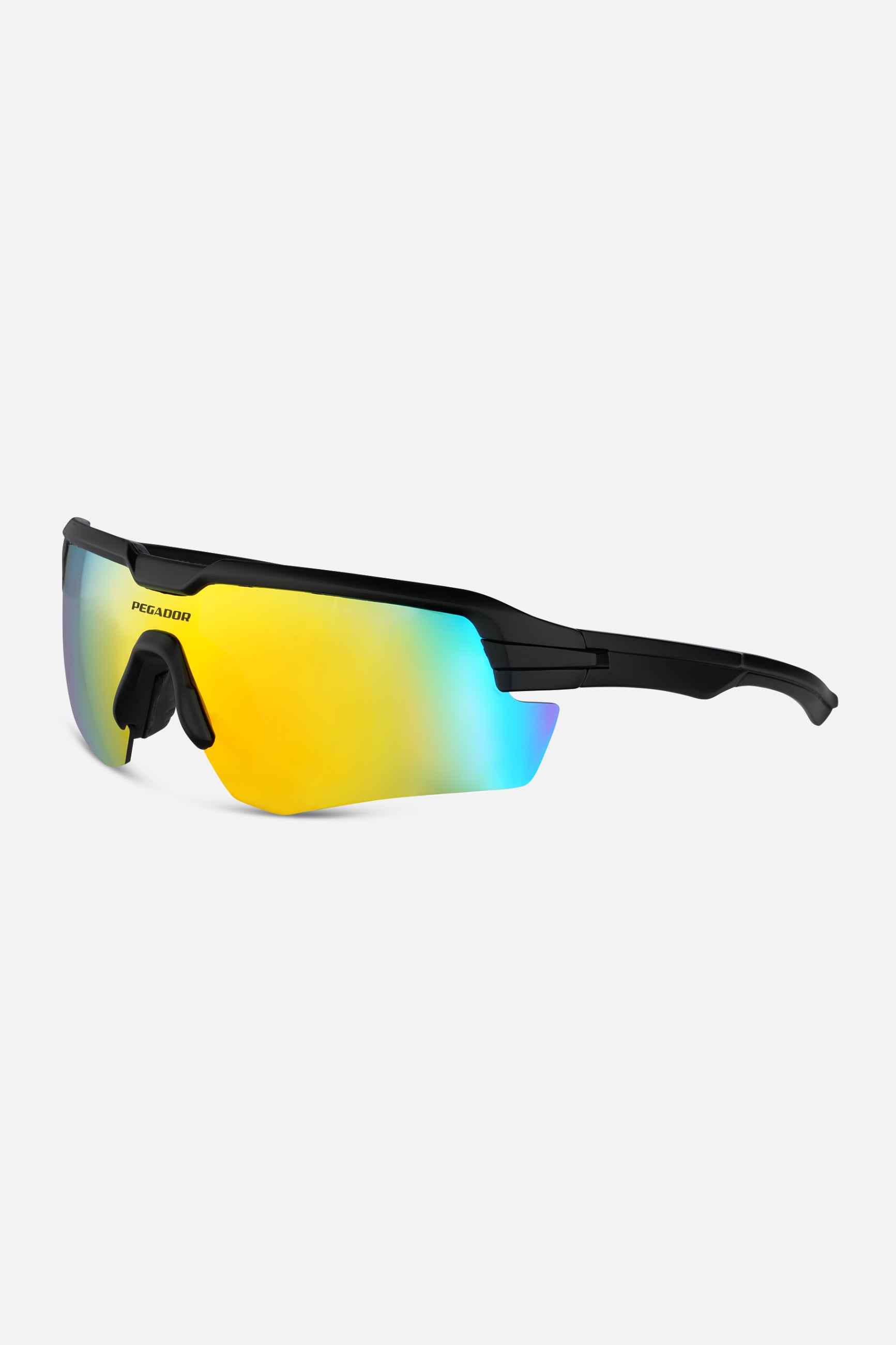 Pegador Logo Sport Sunglasses Black Ganzkörper Bild aus der Never Too Late Kollektion für Herren