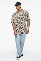 Pegador Massey Summer Shirt Espresso Ganzkörper Bild aus der Finer Things Kollektion für Herren