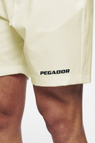 Pegador Logo Swim Shorts Unbleached Gegenansicht aus der Finer Things Kollektion für Herren