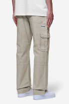 Pegador Risley Cargo Pants Beige Gegenansicht aus der PEGADOR® Jeans Kollektion für Herren