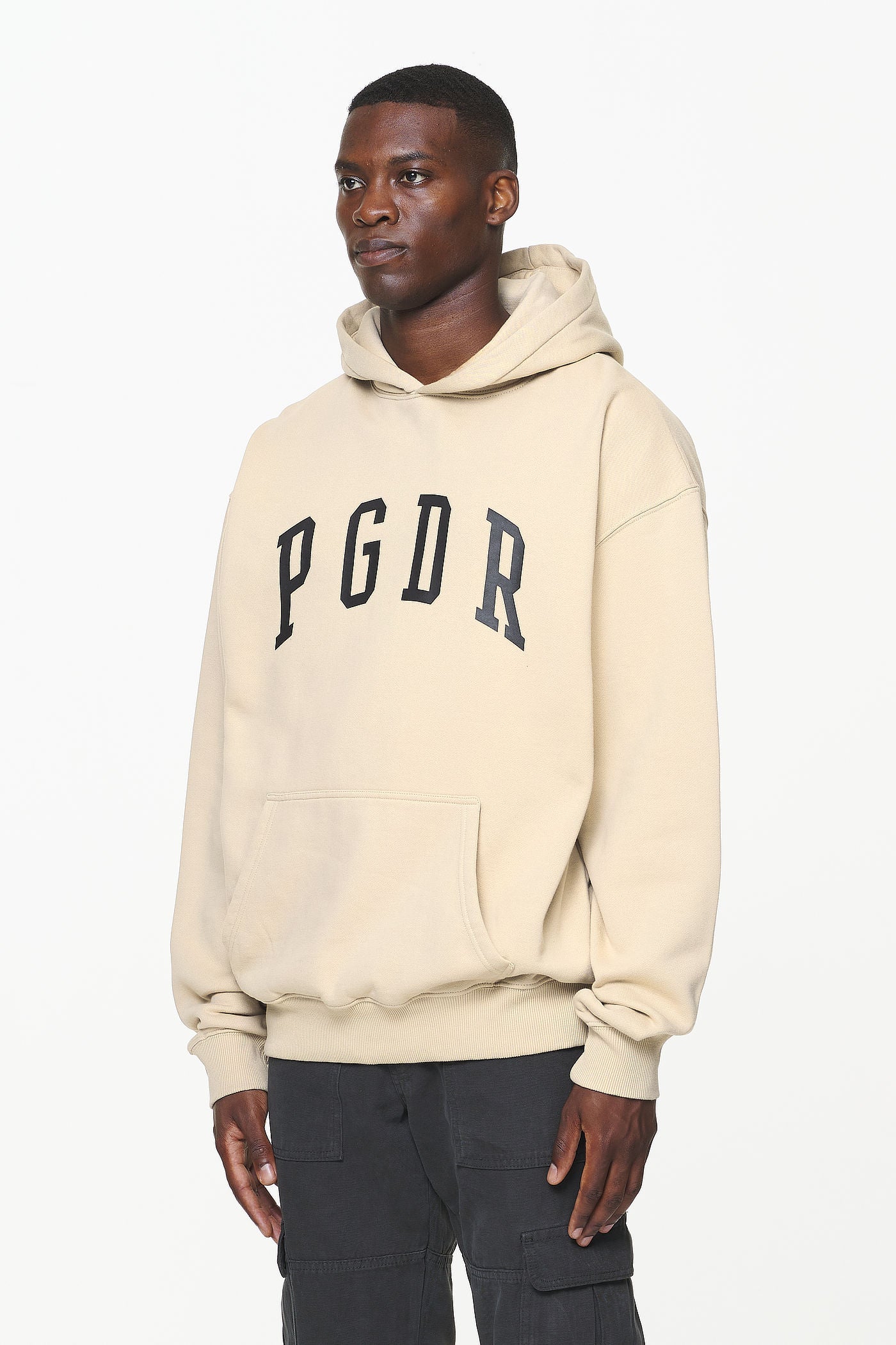 Pegador Layton Oversized Hoodie Vintage Washed Kingdom Beige Seitenansicht aus der Built to Last Kollektion für Herren