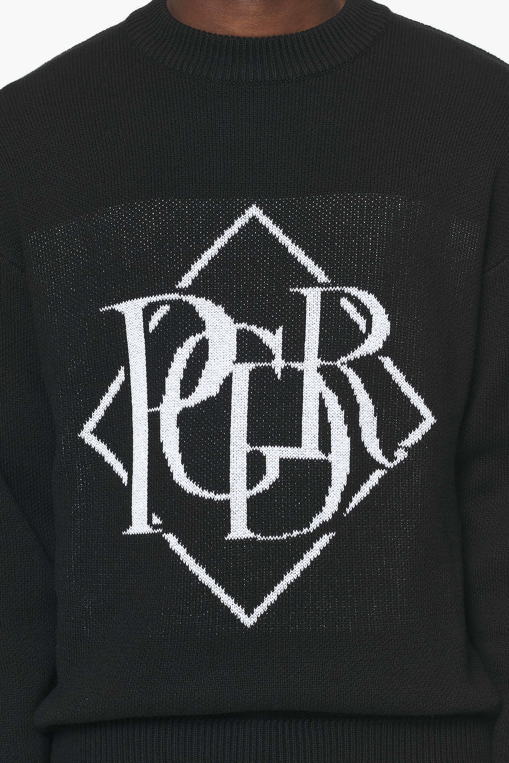 Pegador Valk Knit Sweater Onyx Black Detailshot aus der Built to Last Kollektion für Herren