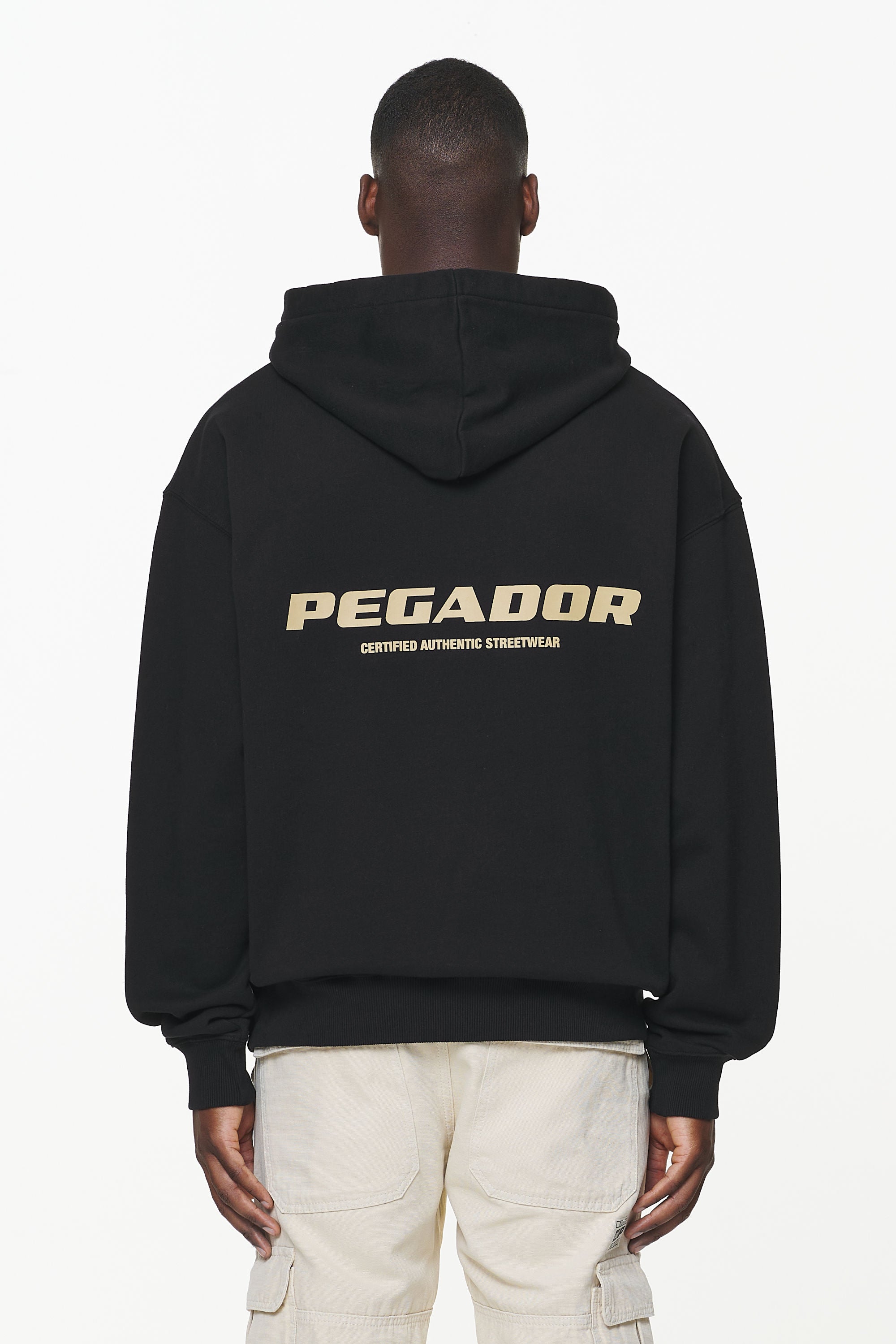 Pegador Colne Logo Oversized Hoodie Vintage Washed Onyx Black Gum Hauptansicht aus der Built to Last Kollektion für Herren