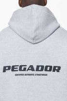 Pegador Colne Logo Oversized Sweat Jacket Grey Melange Detailshot aus der Built to Last Kollektion für Herren