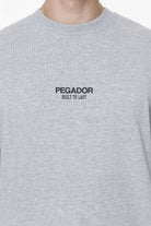 Pegador Mouncy Oversized Tee Grey Melange Detailshot aus der Built to Last Kollektion für Herren