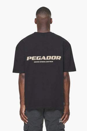 Pegador Colne Logo Oversized Tee Vintage Washed Onyx Black Gum Hauptansicht aus der Built to Last Kollektion für Herren