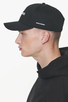 Pegador Champ Cap Onyx Black Ganzkörper Bild aus der Built to Last Kollektion für Herren