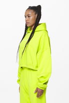 Pegador Skei Logo Oversized Cropped Hoodie Washed Lime Yellow Gegenansicht aus der Do not Disturb Kollektion für DaHerren