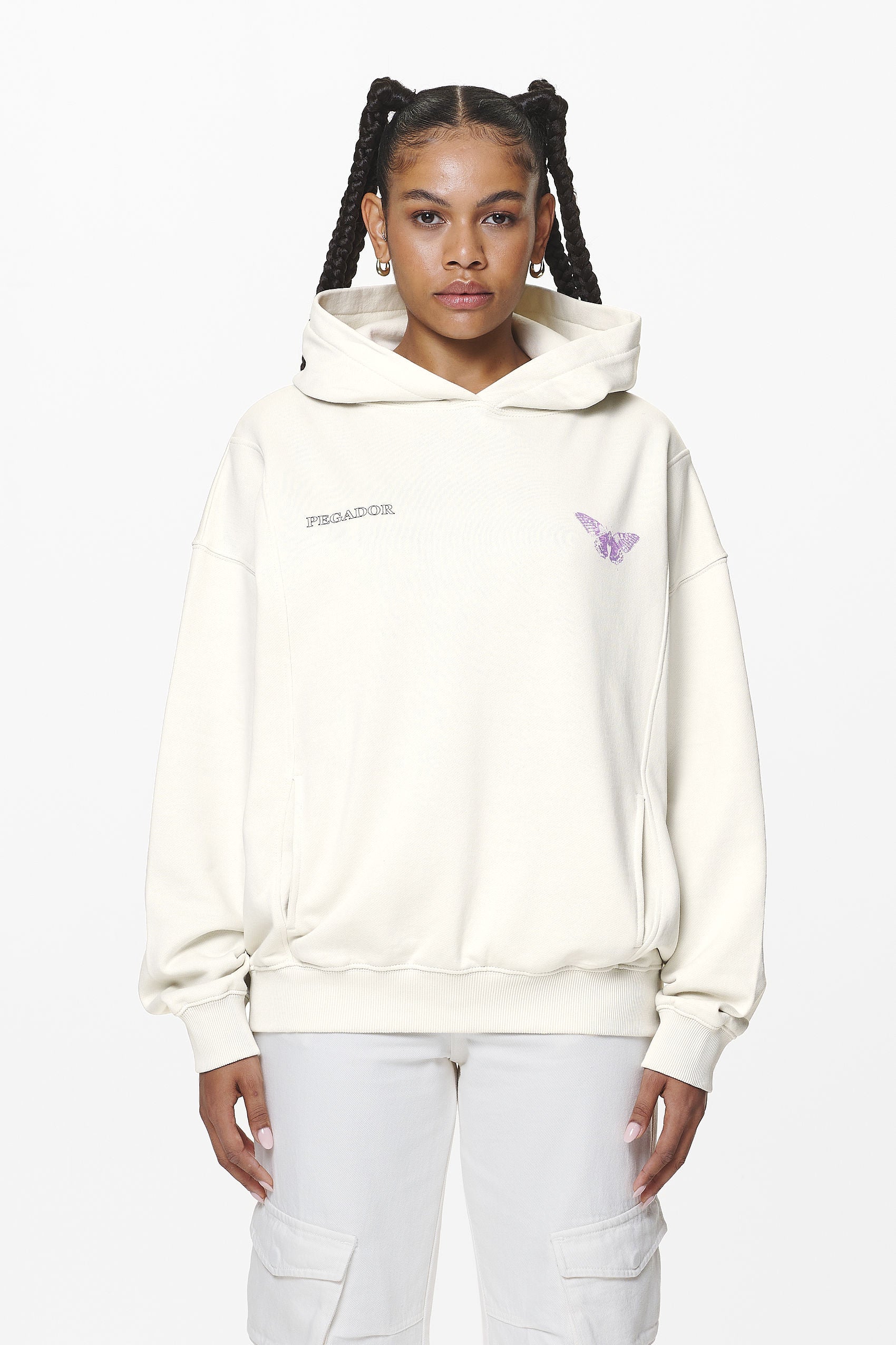 Pegador Eira Oversized Hoodie Washed Salty Cream Seitenansicht aus der Do not Disturb Kollektion für DaHerren