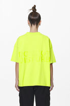 Pegador Groven Heavy Oversized Tee Washed Lime Yellow Detailshot aus der Do not Disturb Kollektion für DaHerren