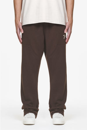 Pegador Tacona Carpenter Sweat Pants Washed Oak Brown Hauptansicht aus der Do not Disturb Kollektion für Herren