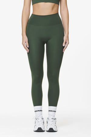 Pegador Oslo Leggings Sage Green Hauptansicht aus der Do not Disturb Kollektion für DaHerren