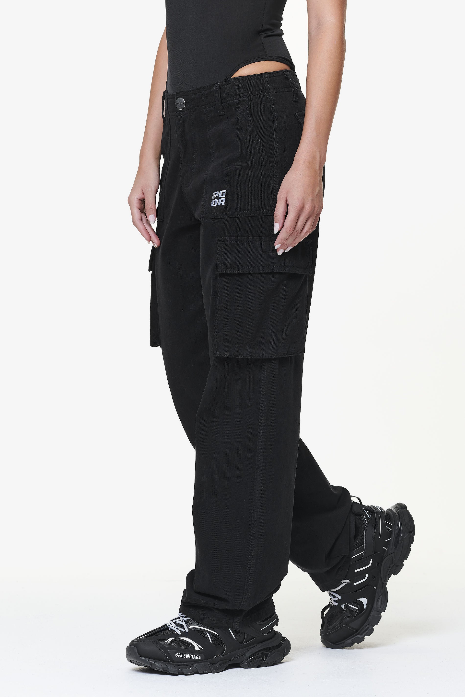 Pegador Bodo Wide Cargo Pants Black Hauptansicht aus der Do not Disturb Kollektion für DaHerren