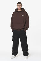 Pegador Crail Oversized Hoodie Washed Oak Brown Ganzkörper Bild aus der Do not Disturb Kollektion für Herren