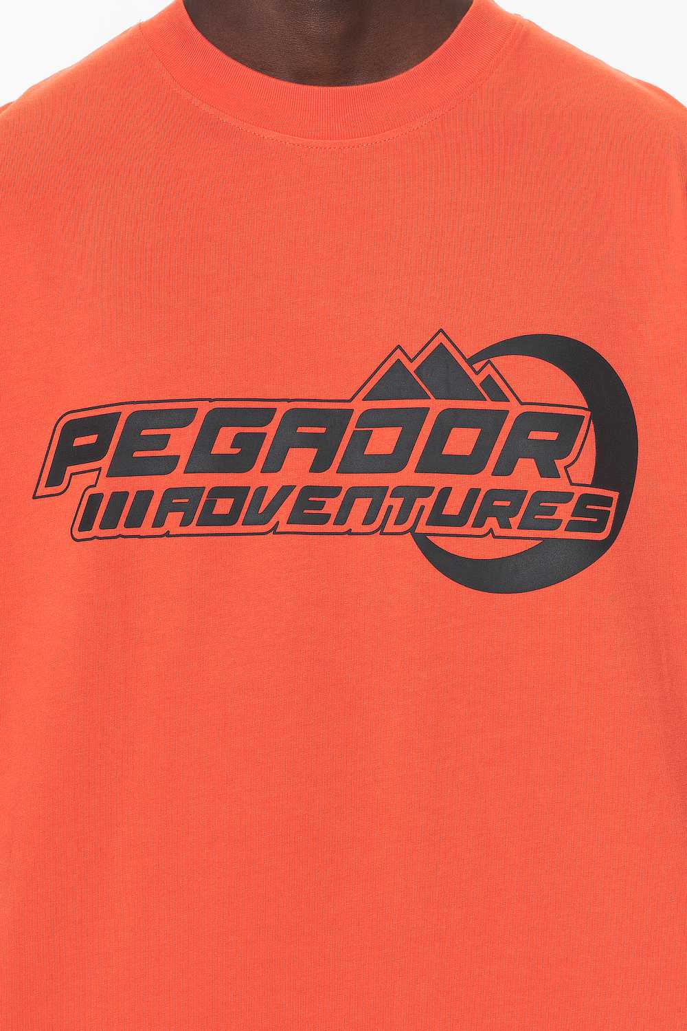 Pegador Eazor Oversized Tee Washed Signal Red Gegenansicht aus der Do not Disturb Kollektion für Herren