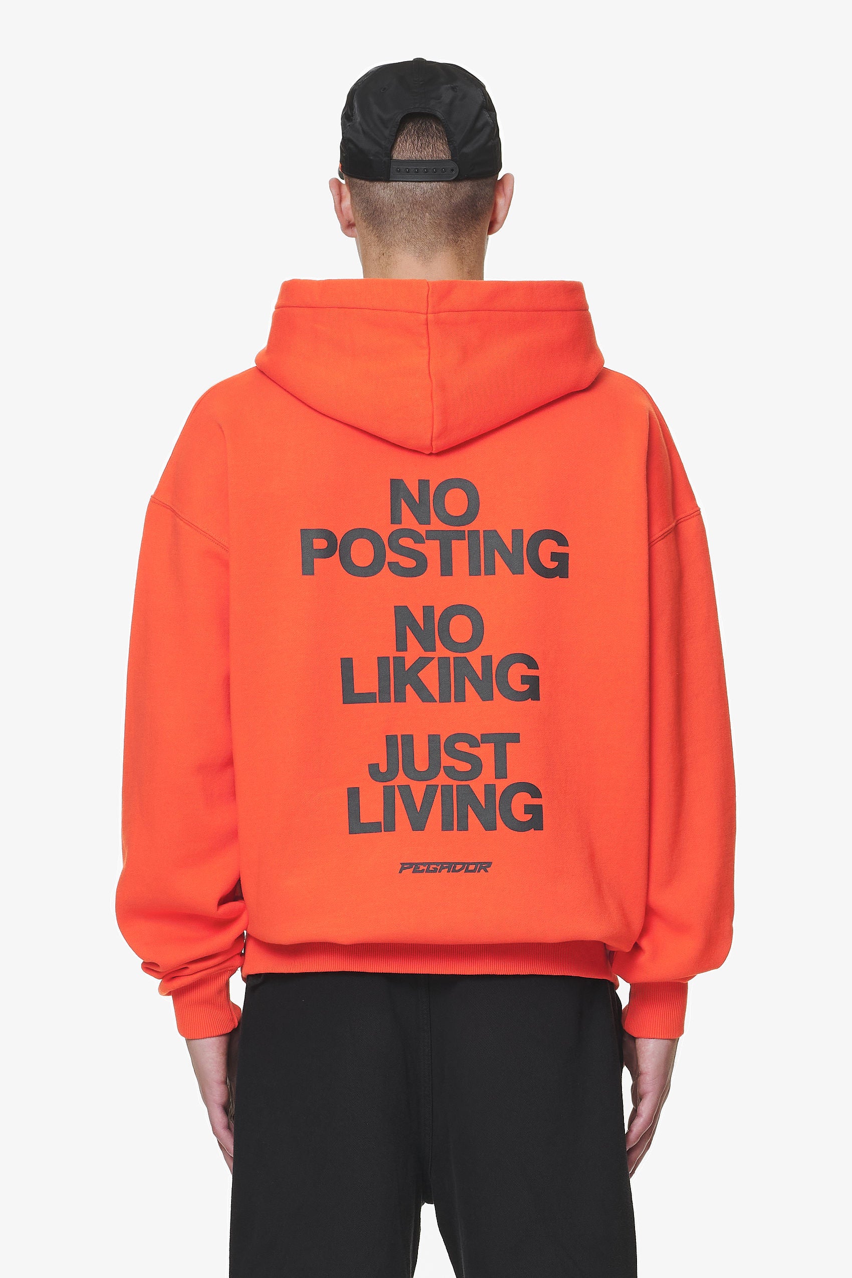 Pegador Devon Oversized Hoodie Washed Signal Red Hauptansicht aus der Do not Disturb Kollektion für Herren