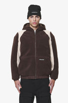 Pegador Polaris Teddy Jacket Oak Brown Hauptansicht aus der Do not Disturb Kollektion für Herren