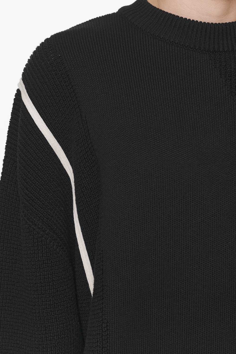 Pegador Deary Knit Sweater Black Detailshot aus der Do not Disturb Kollektion für Herren