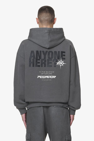 Pegador Gien Oversized Hoodie Washed Volcano Grey Hauptansicht aus der Do not Disturb Kollektion für Herren