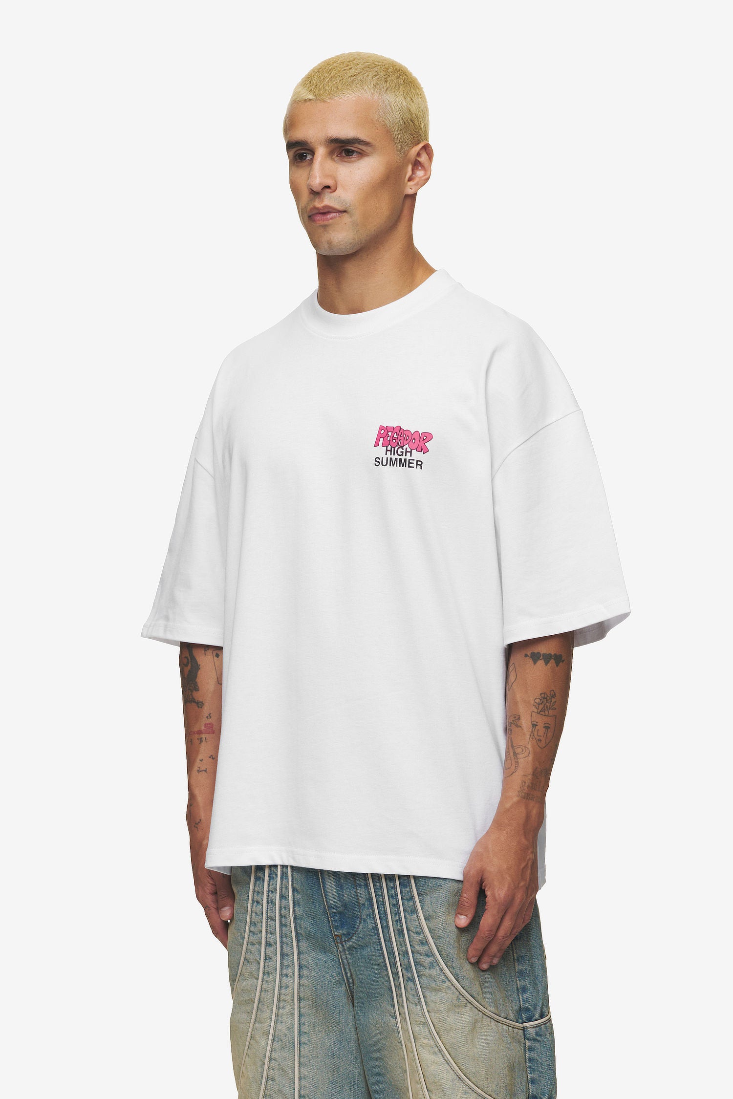 Pegador Farrar Boxy Tee White Gegenansicht aus der High summer Kollektion für Herren