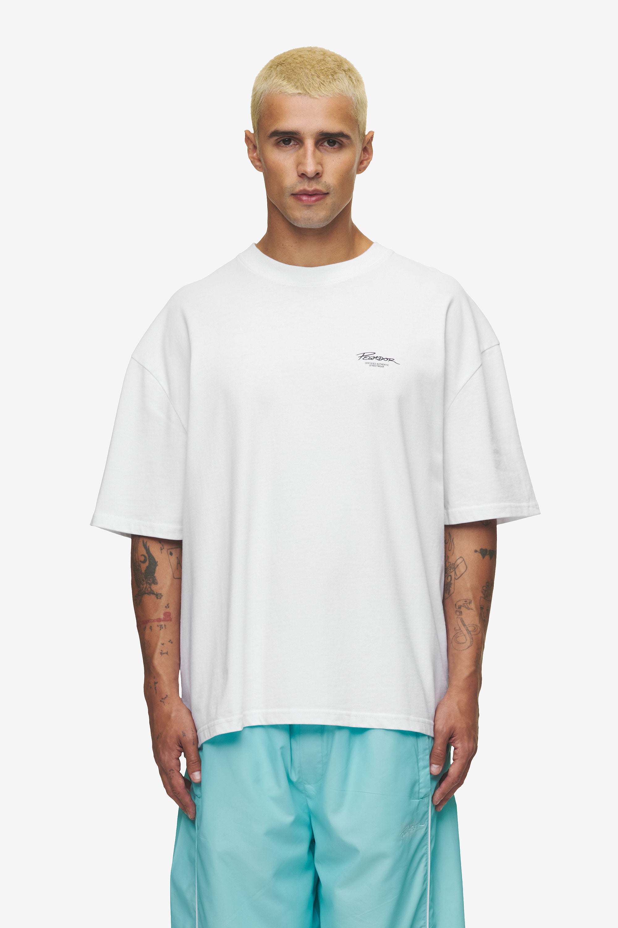 Pegador Banberry Oversized Tee White Seitenansicht aus der High summer Kollektion für Herren