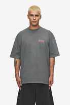 Pegador Barret Oversized Tee Vintage Grey Seitenansicht aus der High summer Kollektion für Herren