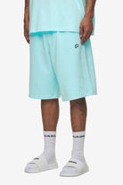 Pegador Leono Overknee Heavy Sweat Shorts Washed Sky Blue Gum Hauptansicht aus der High summer Kollektion für Herren