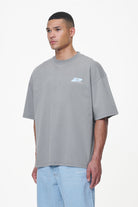 Pegador Pearce Boxy Tee Heavy Washed Cool Grey Gegenansicht aus der Last Minute Kollektion für Herren