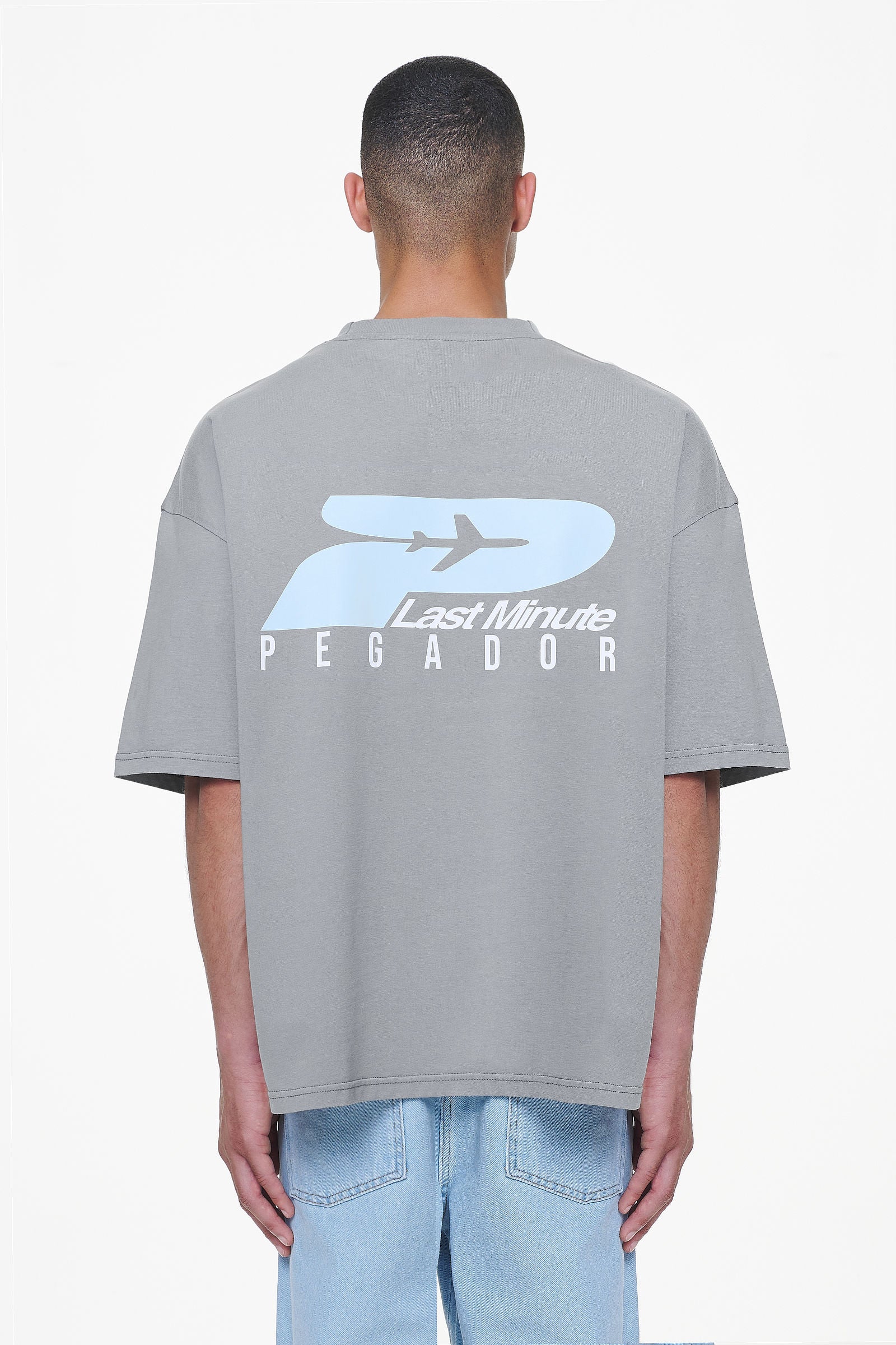 Pegador Pearce Boxy Tee Heavy Washed Cool Grey Hauptansicht aus der Last Minute Kollektion für Herren