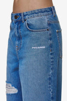 Pegador Mally Super Baggy Jeans Washed Blue Detailshot aus der Most Alive Kollektion für DaHerren