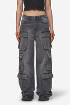 Pegador Leli High Waist Cargo Jeans Washed Deep Grey Hauptansicht aus der Most Alive Kollektion für DaHerren