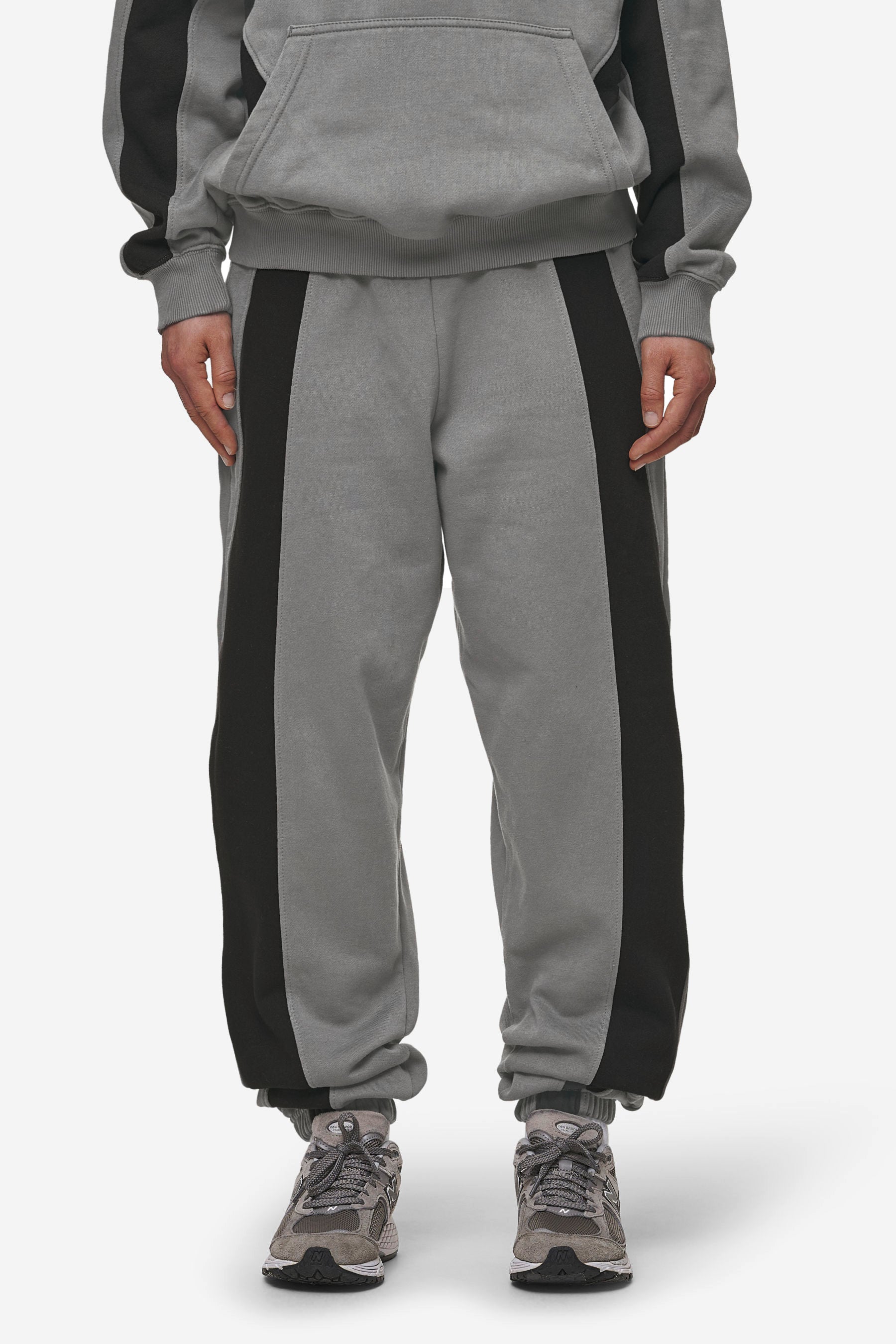 Pegador Amira High Waisted Sweat Pants Washed Deep Grey Black Hauptansicht aus der Most Alive Kollektion für DaHerren