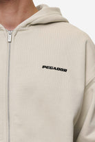 Pegador Logo Oversized Sweat Jacket Washed Light Beige Detailshot aus der Most Alive Kollektion für Herren