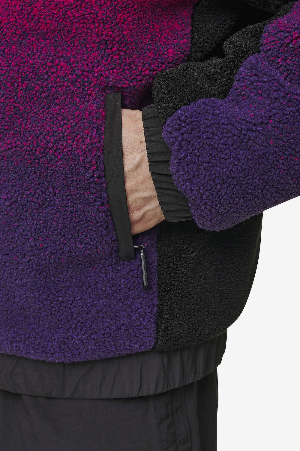 Pegador Absecon Teddy Jacket Virtual Pink Deep Purple Black Detailshot aus der Most Alive Kollektion für Herren