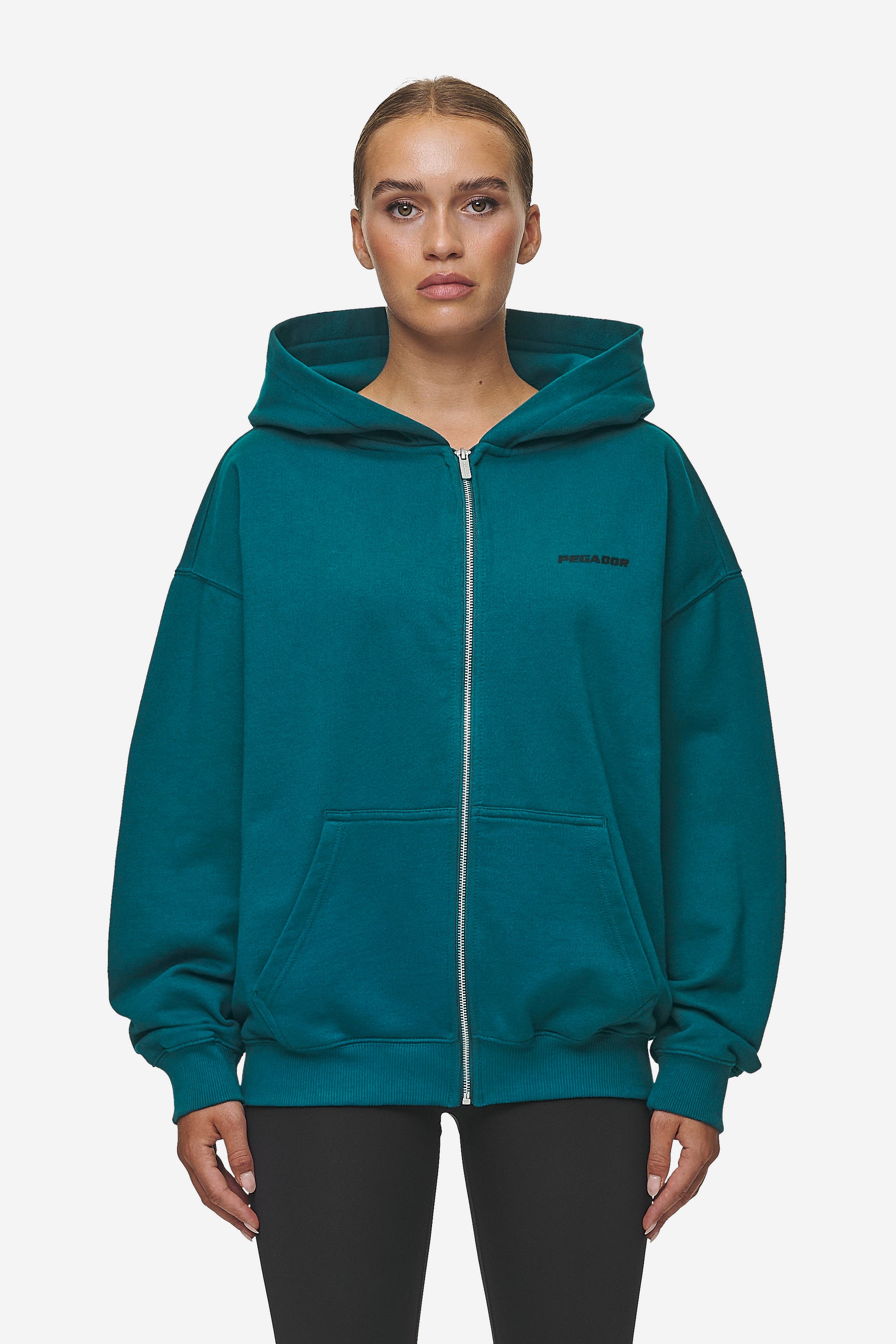 Pegador Clarita Oversized Sweat Jacket Washed Urban Turquoise Black Gum Hauptansicht aus der Most Alive Kollektion für DaHerren