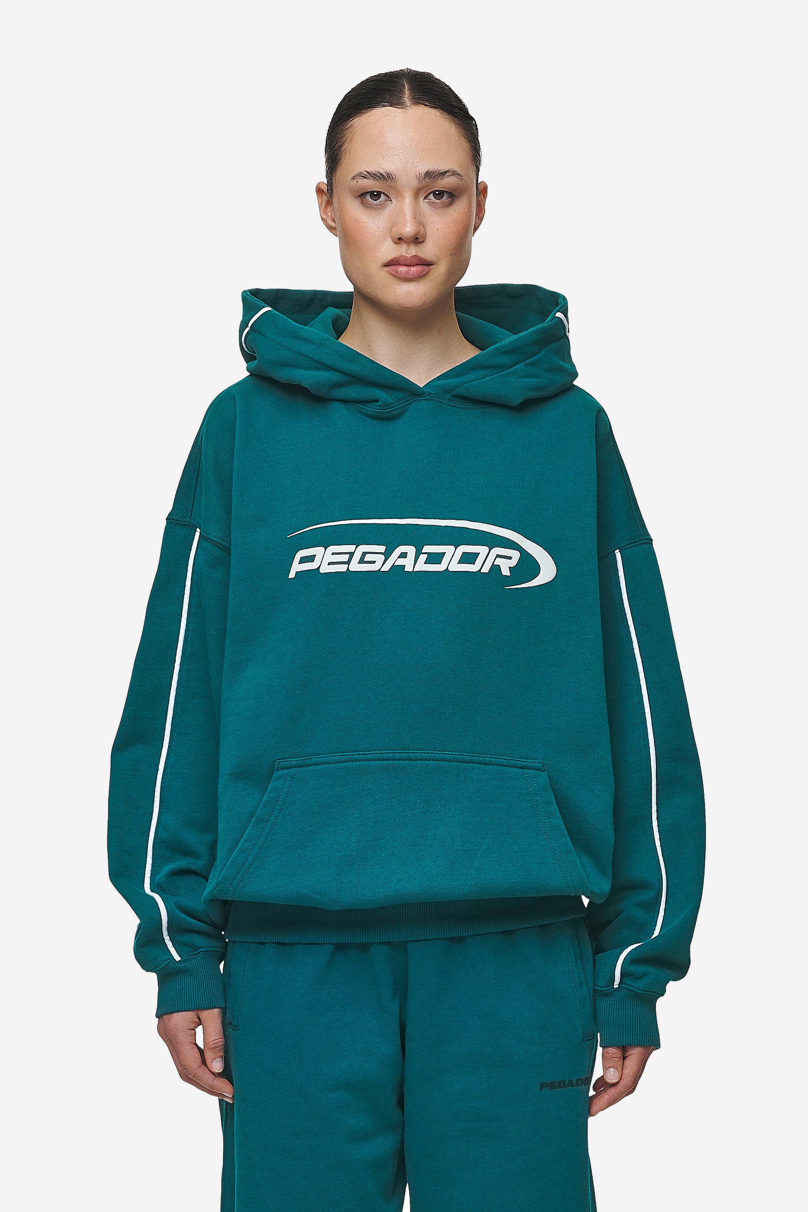 Pegador Naomi Oversized Hoodie Washed Urban Turquoise Hauptansicht aus der Most Alive Kollektion für DaHerren